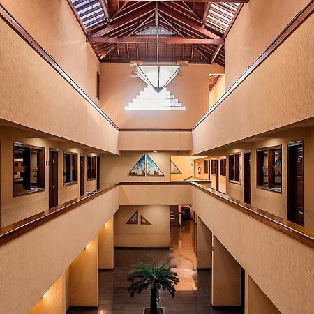 Sakr Hotel Penapolis Екстер'єр фото