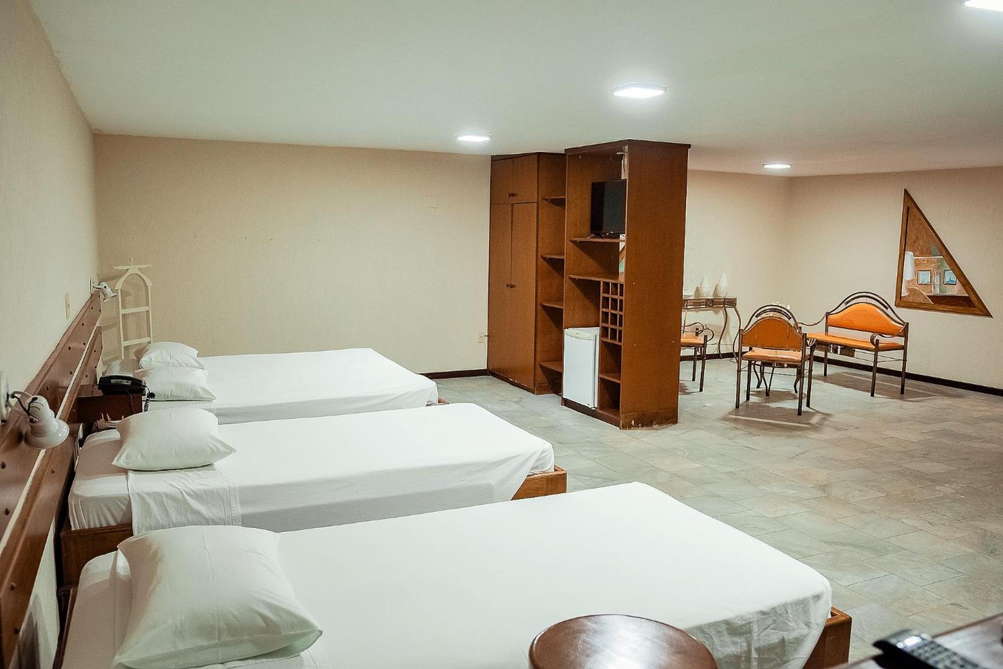 Sakr Hotel Penapolis Екстер'єр фото