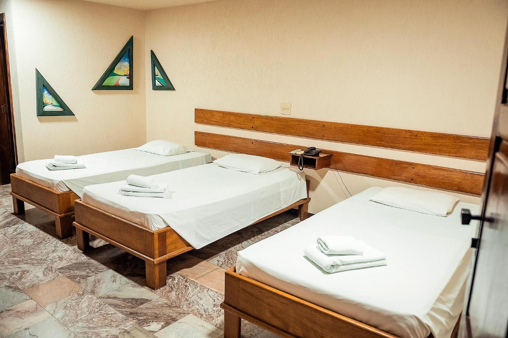 Sakr Hotel Penapolis Екстер'єр фото