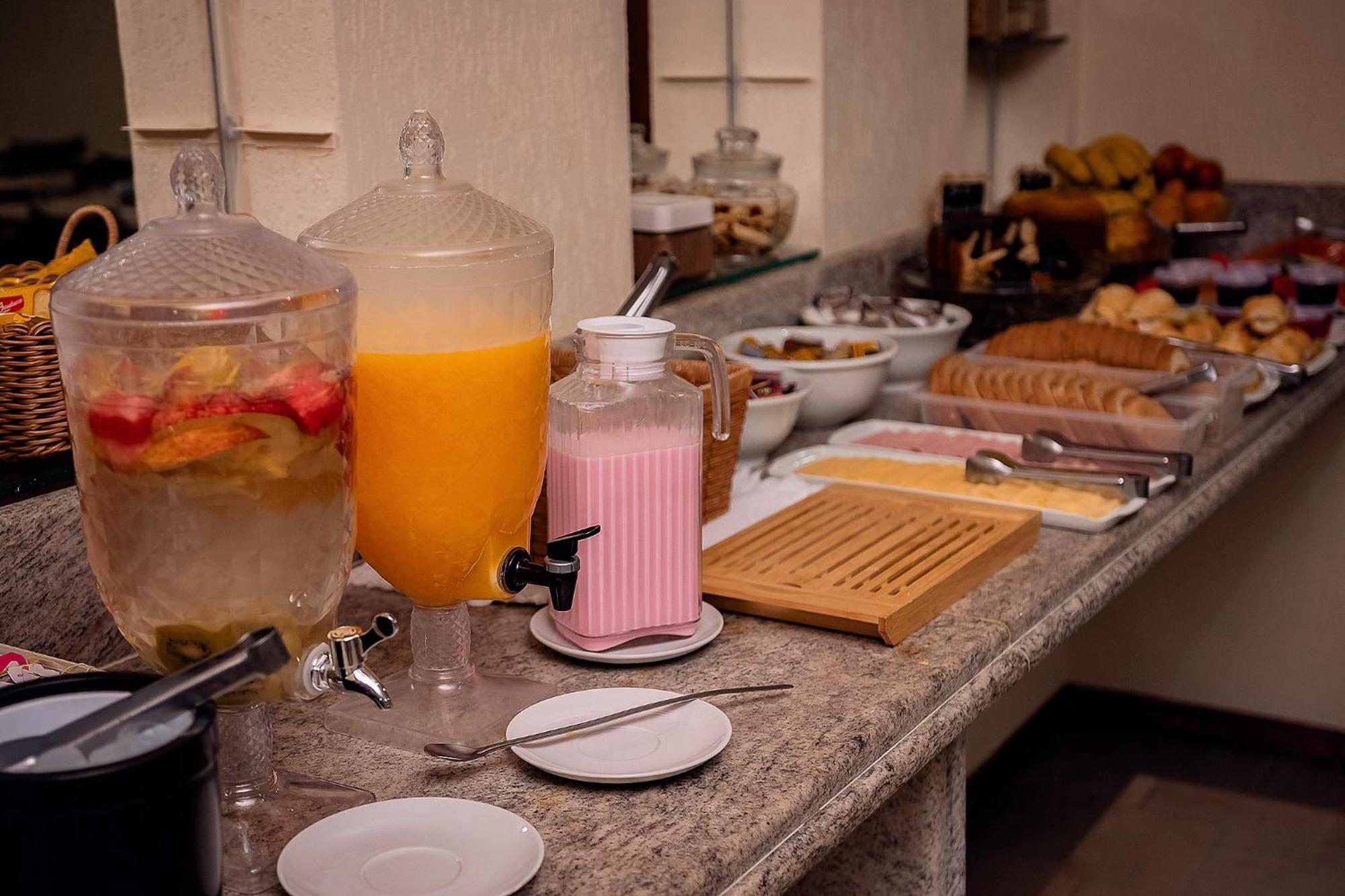Sakr Hotel Penapolis Екстер'єр фото